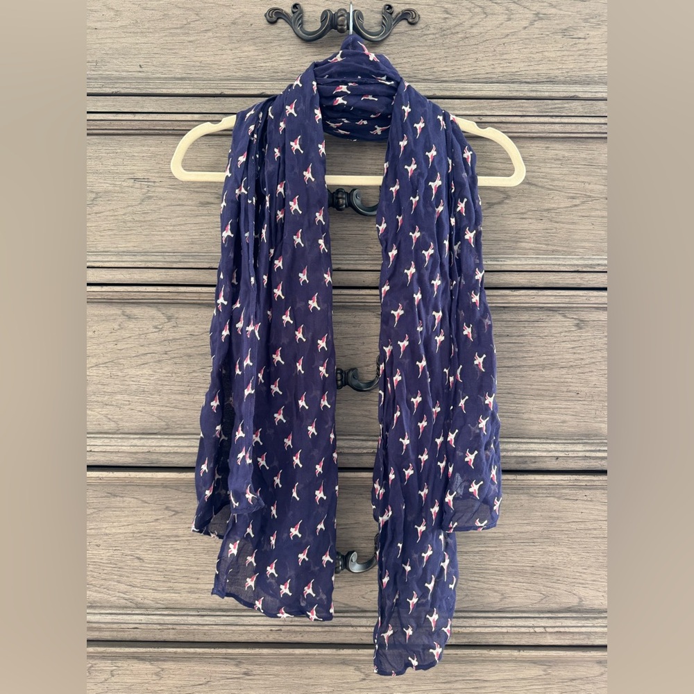 100% Viscose Navy Blue Printed Scarf EUC Bird Print Pink White Shawl
